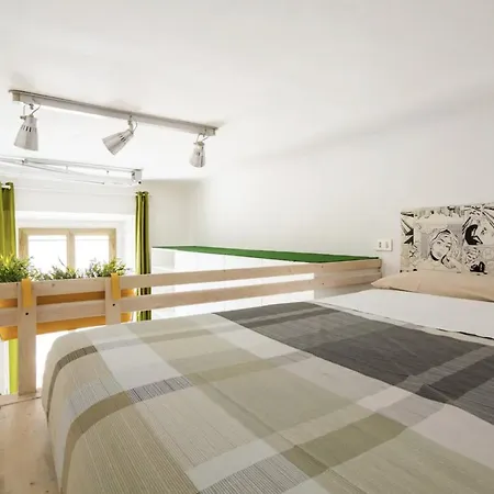 Modern Apartment, Centro Piola アパート *